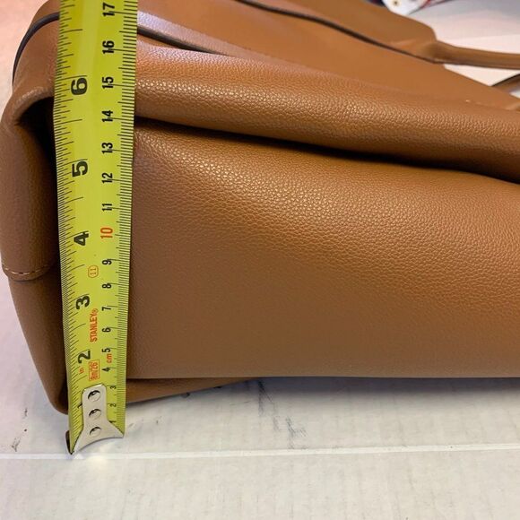 REACTION Kenneth Cole caramel coloured faux leather vegan tote - Picture 6 of 10